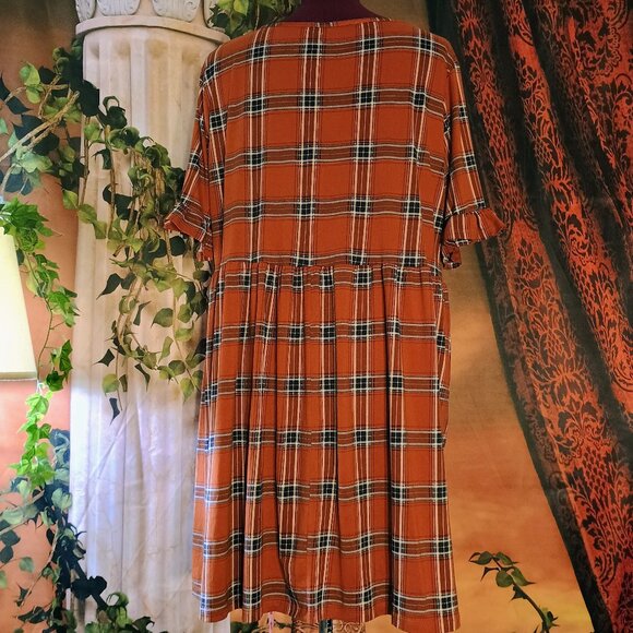 EUC: Tiffany & Grey Sze 3X Orange Plaid Shift Dress - Picture 2 of 6